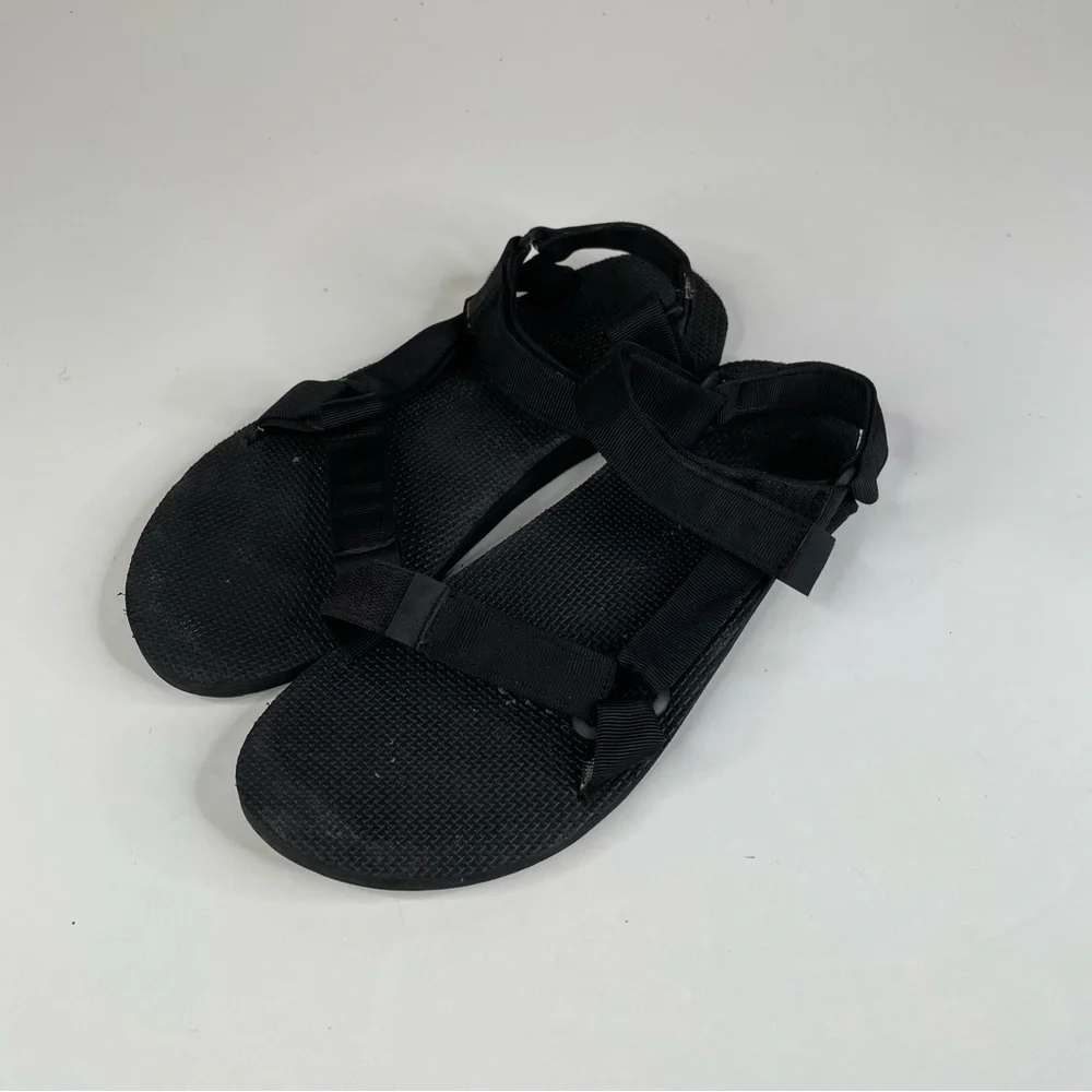 Teva Men's Black Universal Strap Sandals